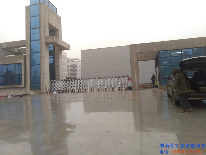 長(zhǎng)沙伸縮門(mén),長(zhǎng)沙電動(dòng)門(mén),長(zhǎng)沙電動(dòng)伸縮門(mén),長(zhǎng)沙伸縮門(mén),長(zhǎng)沙電動(dòng)伸縮門(mén)廠