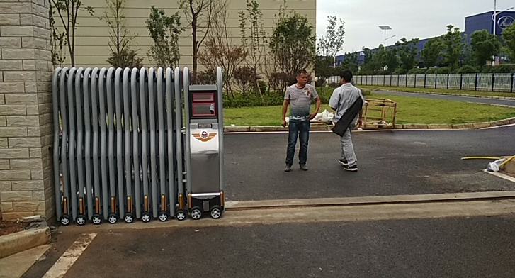 長沙伸縮門,長沙電動門,長沙電動伸縮門,長沙伸縮門,長沙電動伸縮門廠 長沙伸縮門,長沙電動門,長沙電動伸縮門,長沙伸縮門,長沙電動伸縮門廠